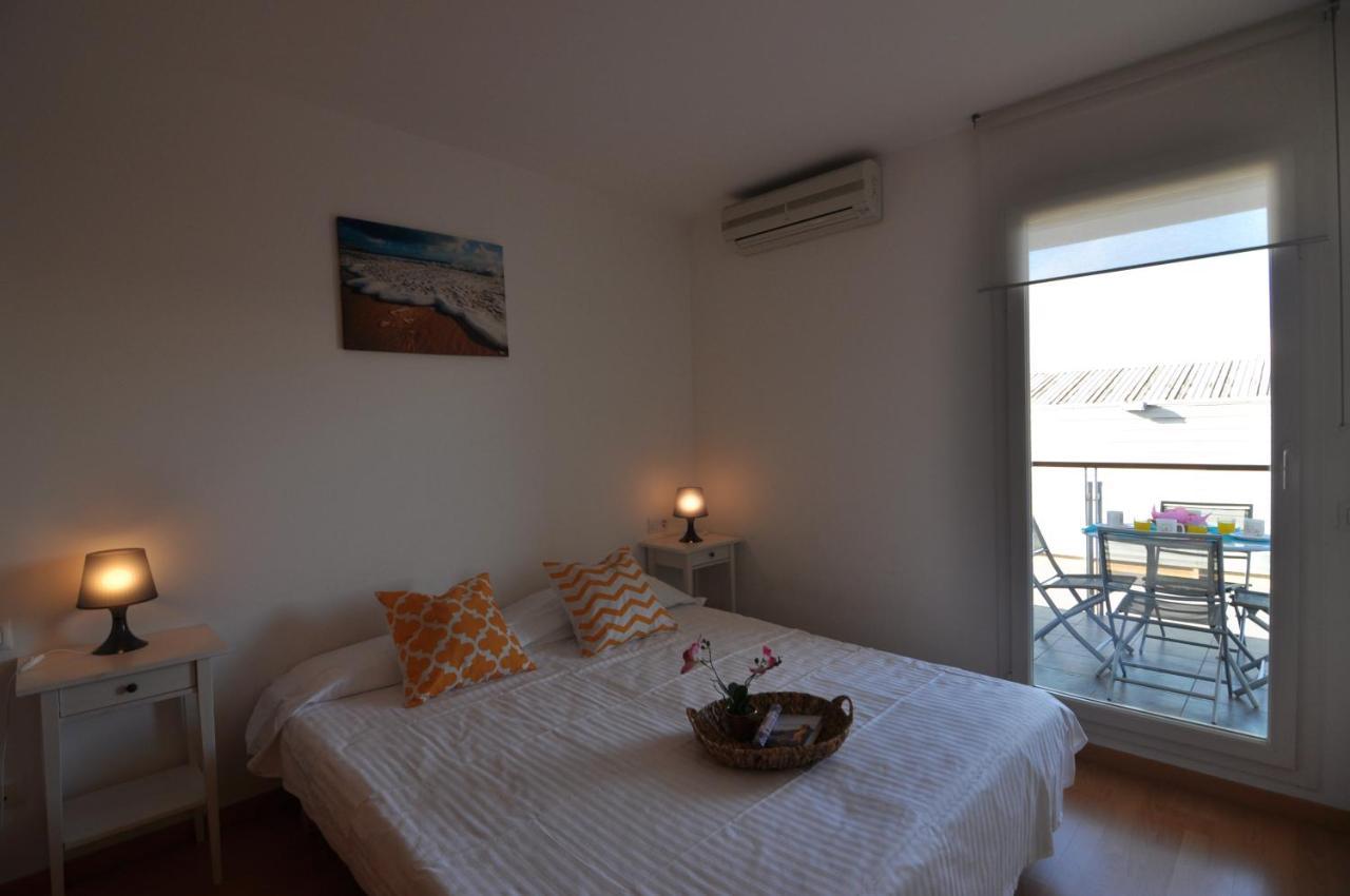 Rnet - 206 Apartments Roses Porto Mar Экстерьер фото